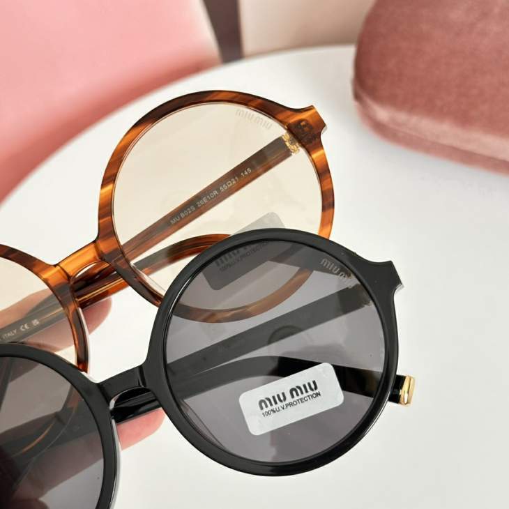 Picture of Miu Miu Sunglasses _SKUfw79398604fw
